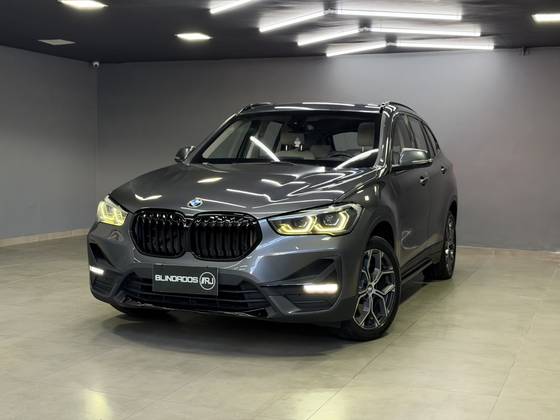 BMW X1 2.0 16V TURBO ACTIVEFLEX SDRIVE20I X-LINE 4P AUTOMÁTICO